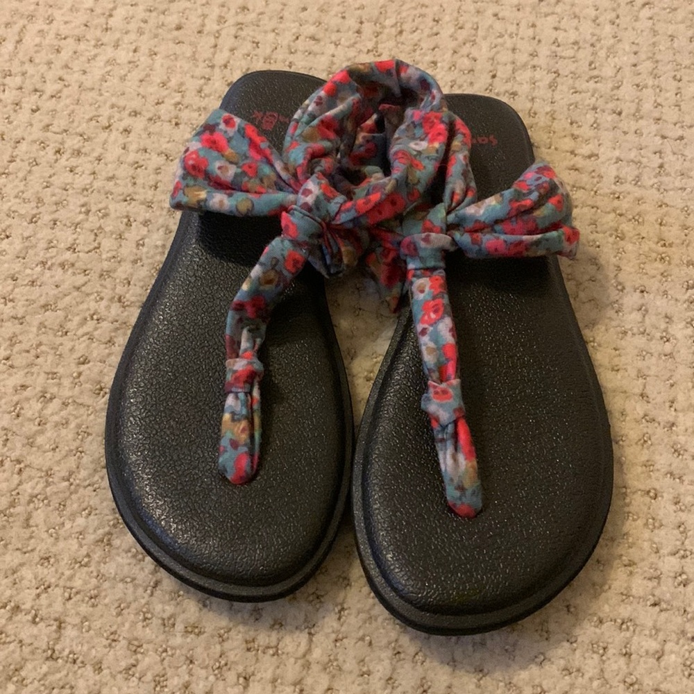 Floral yoga slings